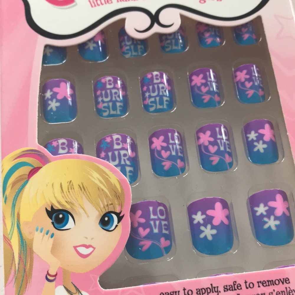 💕 Fing’rs Girlie Nails 24 Stick-On Nails New In Packaging - Picture 3 of 9